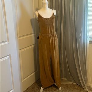 Women’s Aerie Offline Brown Jumpsuit Romper One Piece with Pockets - Size M